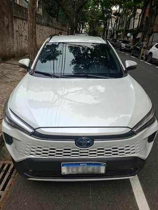 TOYOTA-COROLLA CROSS-2024