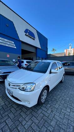 TOYOTA ETIOS 1.3 X 16V FLEX 4P MANUAL