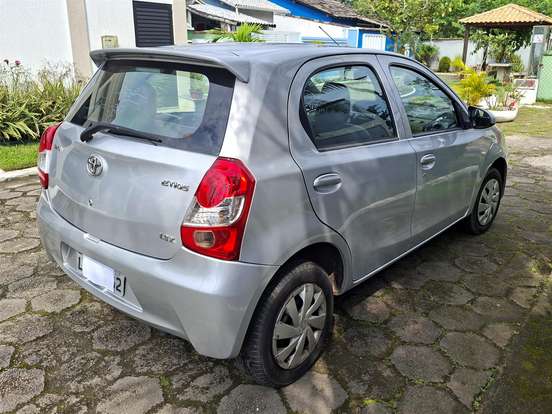 TOYOTA-ETIOS-2014