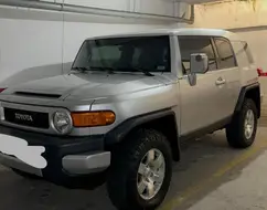 TOYOTA FJ CRUISER 4.0 4X4 V6 24V GASOLINA 4P AUTOMÁTICO TOYOTA FJ CRUISER 4.0 4X4 V6 24V GASOLINA 4P AUTOMÁTICO