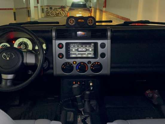 TOYOTA-FJ CRUISER-4.0 4X4 V6 24V GASOLINA 4P AUTOMÁTICO TOYOTA-FJ CRUISER-2007