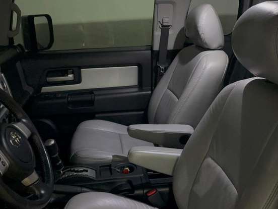 TOYOTA-FJ CRUISER-4.0 4X4 V6 24V GASOLINA 4P AUTOMÁTICO TOYOTA-FJ CRUISER-2007