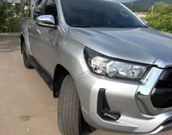 TOYOTA HILUX 2.8 D-4D TURBO DIESEL CD SRV 4X4 AUTOMÁTICO TOYOTA HILUX 2.8 D-4D TURBO DIESEL CD SRV 4X4 AUTOMÁTICO