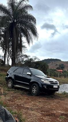 TOYOTA HILUX SW4 3.0 SRV 4X4 16V TURBO INTERCOOLER DIESEL 4P AUTOMÁTICO
