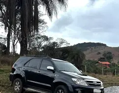 TOYOTA HILUX SW4 3.0 SRV 4X4 16V TURBO INTERCOOLER DIESEL 4P AUTOMÁTICO TOYOTA HILUX SW4 3.0 SRV 4X4 16V TURBO INTERCOOLER DIESEL 4P AUTOMÁTICO