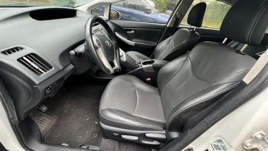 TOYOTA-PRIUS-1.8 16V HÍBRIDO 4P AUTOMÁTICO TOYOTA-PRIUS-2015