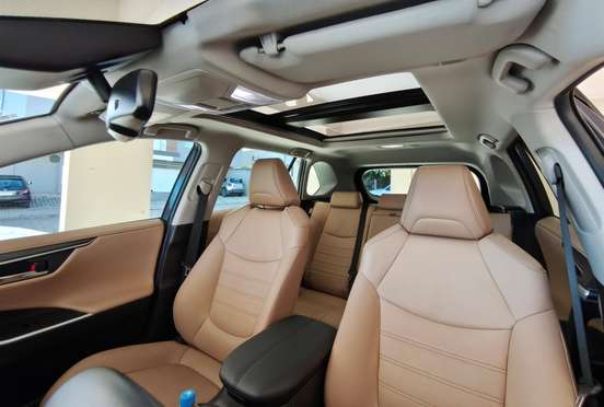 TOYOTA-RAV4-2023