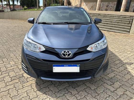 TOYOTA YARIS 1.5 16V FLEX SEDAN XL LIVE MULTIDRIVE