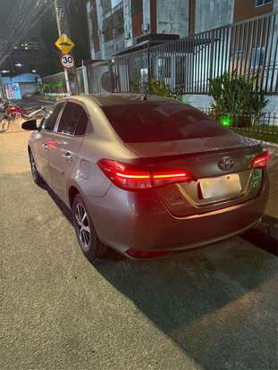 TOYOTA-YARIS-2018