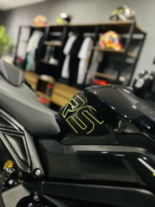 TRIUMPH-STREET TRIPLE RS ABS TRIUMPH-STREET TRIPLE RS ABS-2024