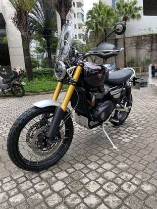 TRIUMPH-BONNEVILLE SCRAMBLER 1200 XE-2024