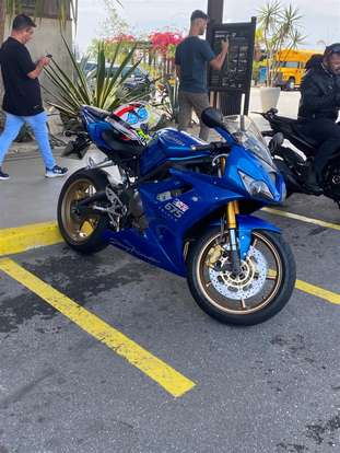 TRIUMPH-DAYTONA 675-2008