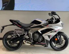 TRIUMPH DAYTONA 660 TRIUMPH DAYTONA 660