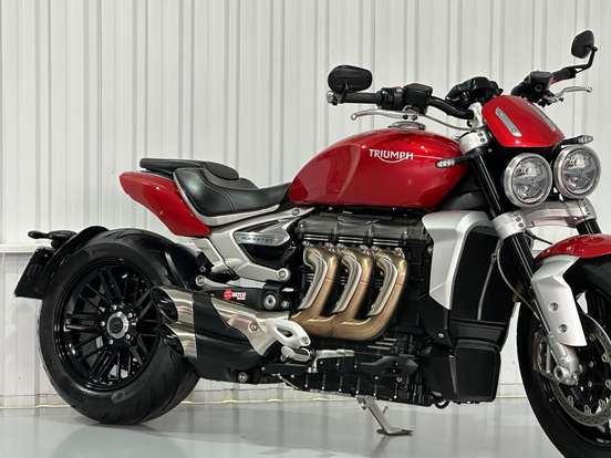 TRIUMPH-ROCKET III R-2021