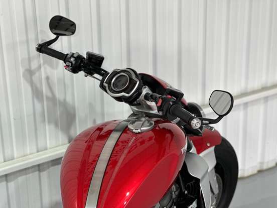 TRIUMPH-ROCKET III R-2021
