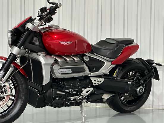 TRIUMPH-ROCKET III R-2021