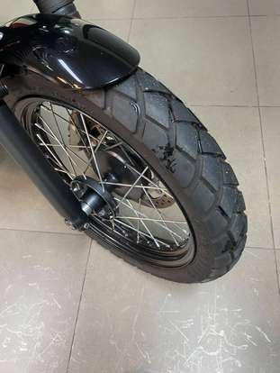 TRIUMPH-SCRAMBLER 900-2023
