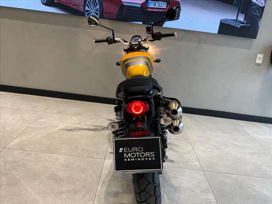 TRIUMPH-SCRAMBLER 900-2023