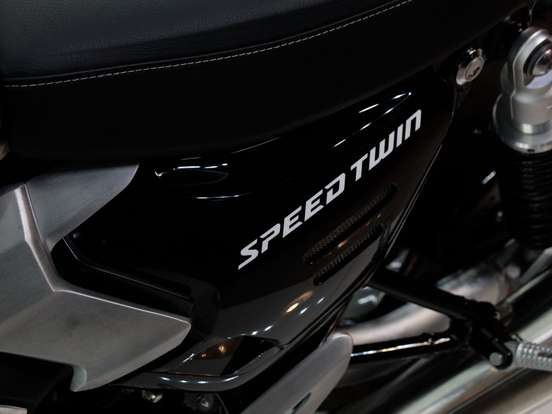 TRIUMPH-SPEED TWIN TRIUMPH-SPEED TWIN-2025