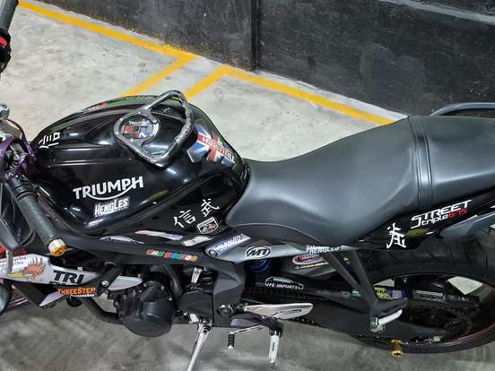 TRIUMPH-STREET TRIPLE 675 ABS TRIUMPH-STREET TRIPLE 675 ABS-2017