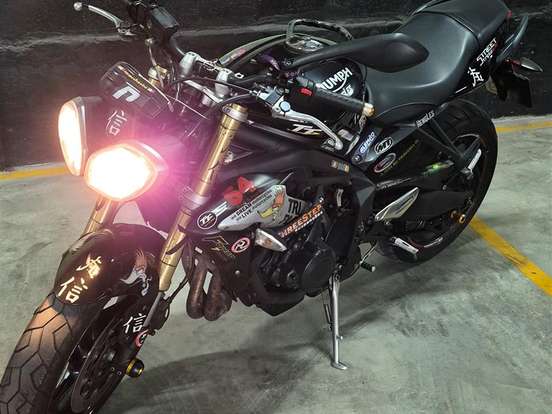TRIUMPH-STREET TRIPLE 675 ABS TRIUMPH-STREET TRIPLE 675 ABS-2017