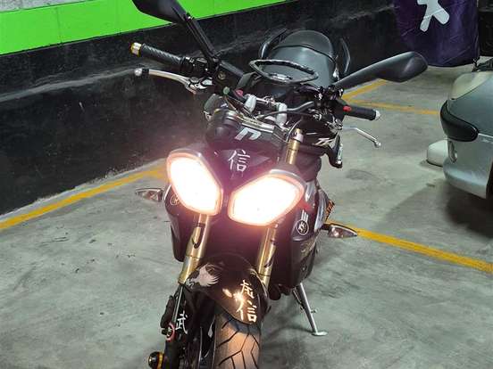 TRIUMPH-STREET TRIPLE 675 ABS TRIUMPH-STREET TRIPLE 675 ABS-2017