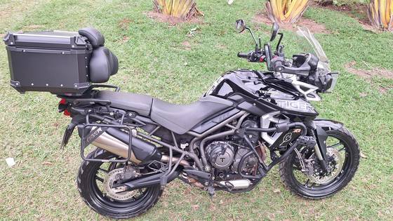 TRIUMPH TIGER 800 XR 