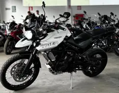 TRIUMPH TIGER 800 XCX TRIUMPH TIGER 800 XCX