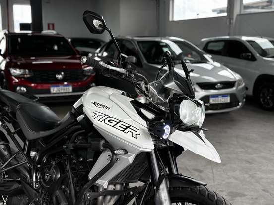 TRIUMPH-TIGER 800 XCX-2019