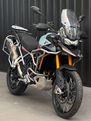 TRIUMPH TIGER 900 DESERT EDITION 