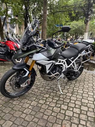 TRIUMPH TIGER 900 RALLY PRO 