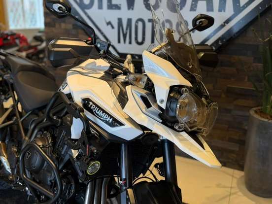 TRIUMPH-TIGER EXPLORER XR-2016
