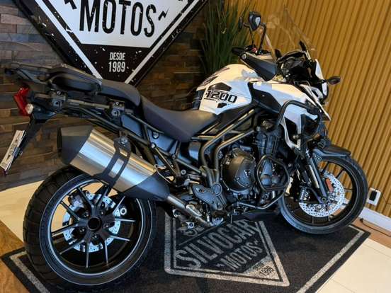 TRIUMPH-TIGER EXPLORER XR-2016