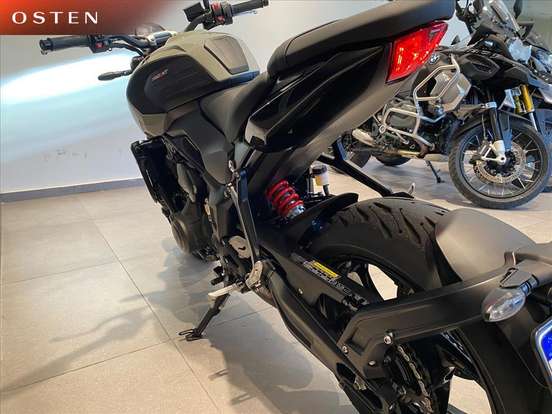 TRIUMPH-TRIDENT 660 TRIUMPH-TRIDENT 660-2026