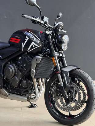 TRIUMPH-TRIDENT 660-2021