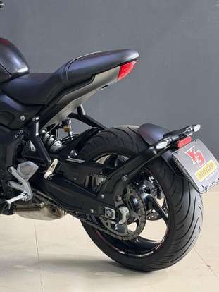 TRIUMPH-TRIDENT 660-2021