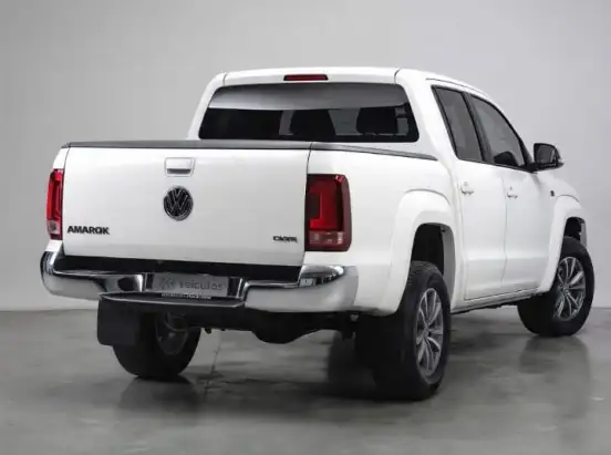 VOLKSWAGEN-AMAROK-2.0 TRENDLINE 4X4 CD 16V TURBO INTERCOOLER DIESEL 4P AUTOMÁTICO VOLKSWAGEN-AMAROK-2015