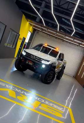 VOLKSWAGEN-AMAROK-2021