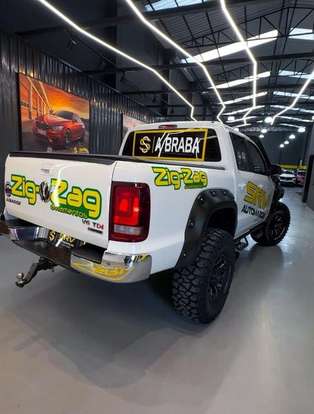 VOLKSWAGEN-AMAROK-2021