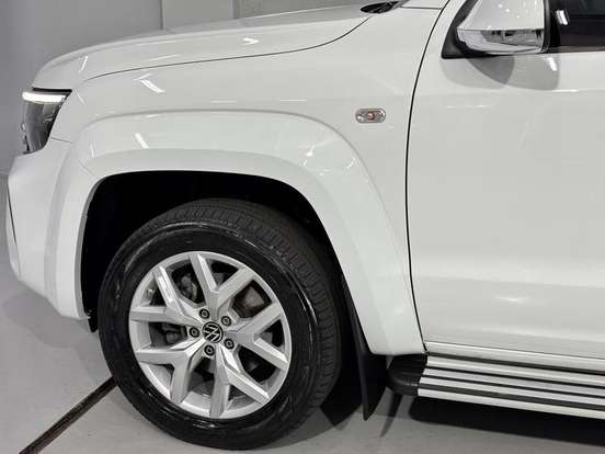 VOLKSWAGEN-AMAROK-2024