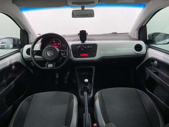 VOLKSWAGEN-CROSS UP-1.0 MPI 12V FLEX 4P MANUAL VOLKSWAGEN-CROSS UP-2015