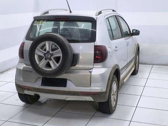 VOLKSWAGEN-CROSSFOX-2010