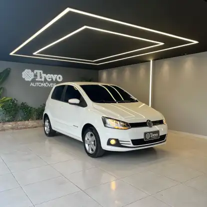 VOLKSWAGEN-FOX-2016