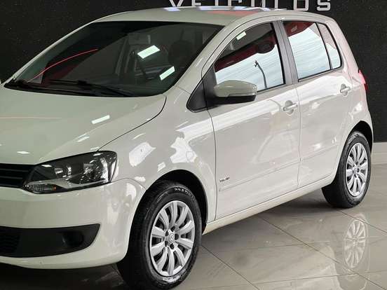 VOLKSWAGEN-FOX-1.0 MI 8V FLEX 2P MANUAL VOLKSWAGEN-FOX-2013