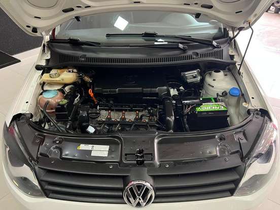 VOLKSWAGEN-FOX-1.0 MI 8V FLEX 2P MANUAL VOLKSWAGEN-FOX-2013