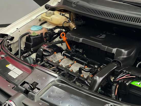 VOLKSWAGEN-FOX-2013