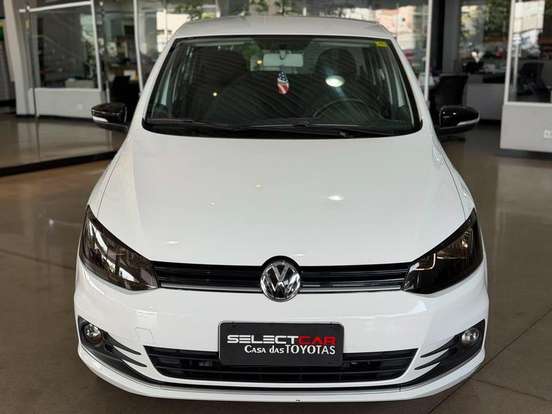 VOLKSWAGEN-FOX-2018