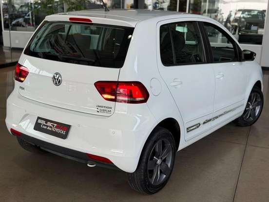 VOLKSWAGEN-FOX-2018