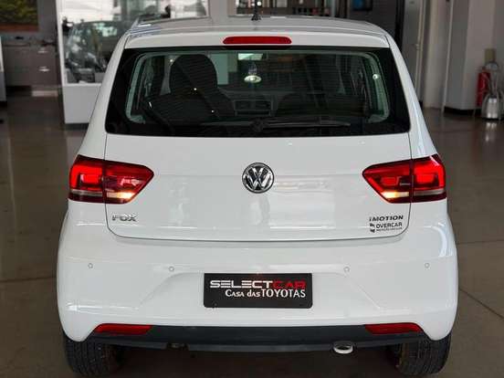 VOLKSWAGEN-FOX-2018