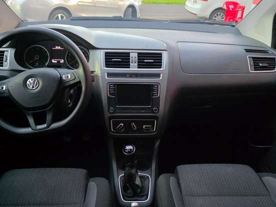 VOLKSWAGEN-FOX-1.6 MSI TOTAL FLEX CONNECT 4P MANUAL VOLKSWAGEN-FOX-2019